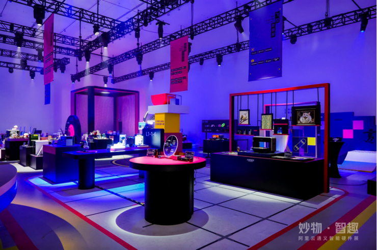 多品类齐发，AI内化于芯：安克创新以智能硬件矩阵展现全球领军者实力