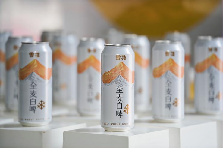 华润啤酒携美团歪马送酒推出“雪花全麦白啤”，头部品牌首度联合零售商定制新品