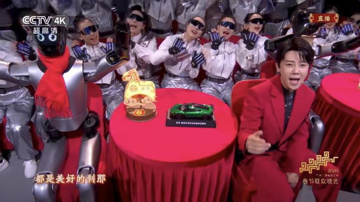 追觅全智能生态亮相春晚《智造未来》，共同唱响中国智造时代强音