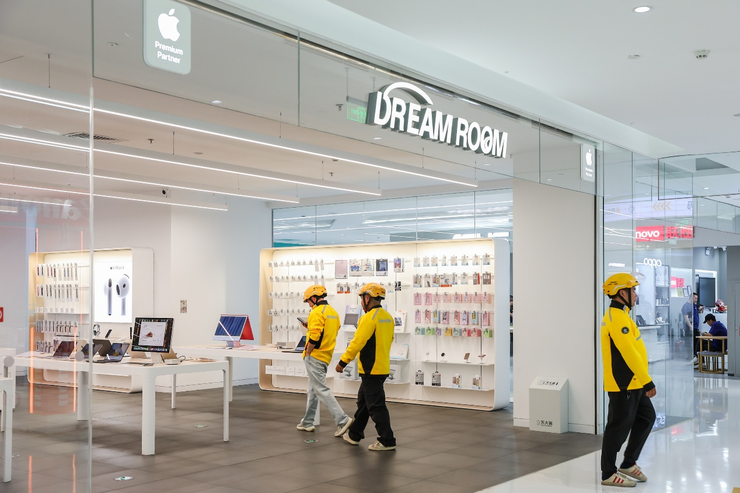 史上最便宜MacBook今起预售，美团闪购：开学季“苹果三件套”热度大增