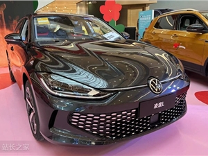 再见“功能车”！大众发布全域智能体路线图，AI定义汽车时代已来