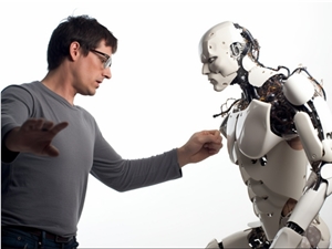 衣服也能变“机甲”？红豆携手中电科发布AI穿戴机器人：以后爬山逛街都有“外挂”了！