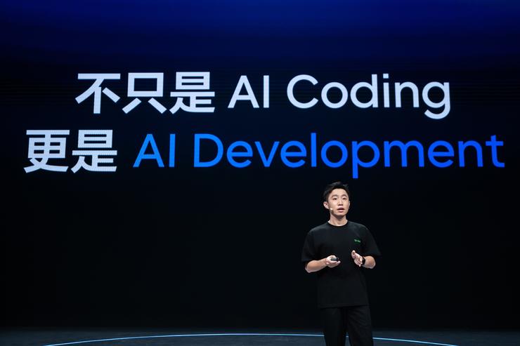 字节自研AI IDE “TRAE”，月活用户已超百万