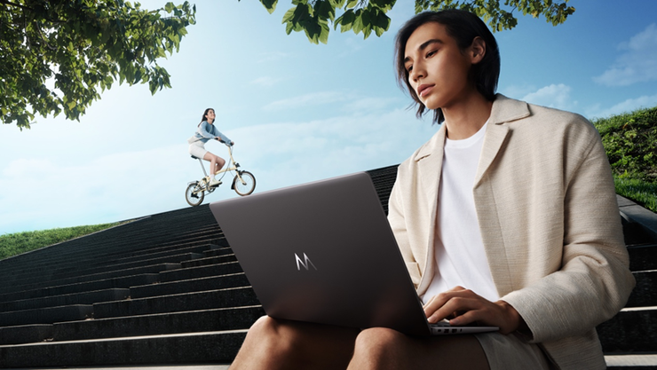 WIKO Hi MateBook 14 锐龙版：以2.8 KOLED护眼屏与AMD强芯，精准击破效率焦虑