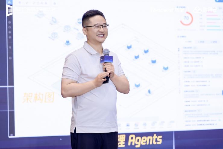 Data＋AI驱动技术服务升级，腾讯云智能顾问和腾讯云可观测发布全新AI能力，助力客户高效用云