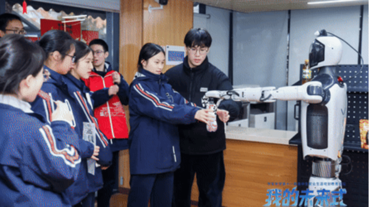场景至上，实效为王：NAVIAI 人形机器人多领域应用场景领跑！