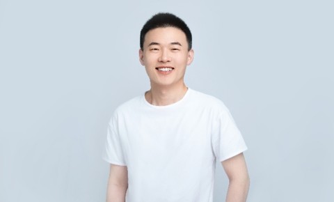 AIGCode 宿文：我就是要自训练大模型，直接做“L5 ”| AI产品十人谈