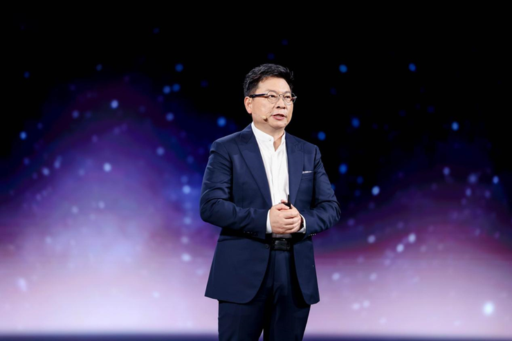 享界全新Logo诠释审美新表达：不是“科技冷感”，是“浪漫硬核”