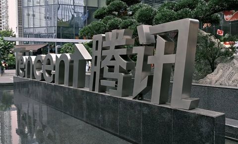 腾讯IEG员工大会，《鸣潮》「挖人」，J3「不再自省」