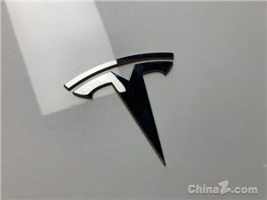 特斯拉车机语音大模型在沪完成备案