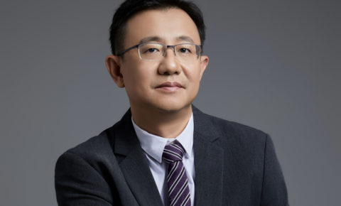 秦淮数据总裁汪冬宁：数据中心内卷过剩，但「良币」正在驱逐「劣币」| 智算想象力十人谈