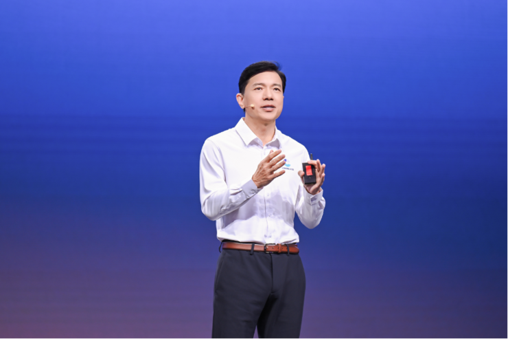 百度Create AI开发者大会：李彦宏发布两大新模型、多款热门AI应用，帮助开发者全面拥抱MCP