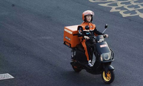 淘宝闪购立下 Flag 争第一，美团也不让步