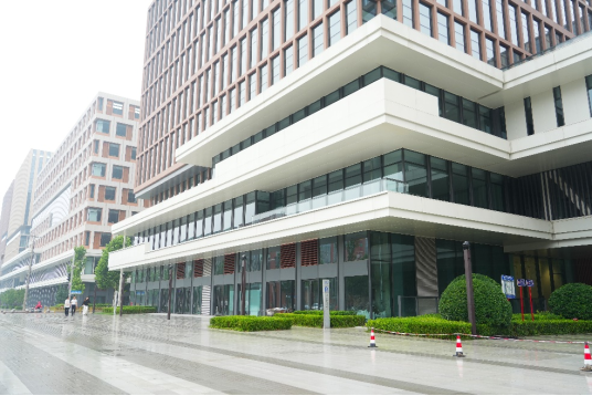 拼多多扎根雄安再添重磅动作：整栋购置新办公楼，7月底投入使用